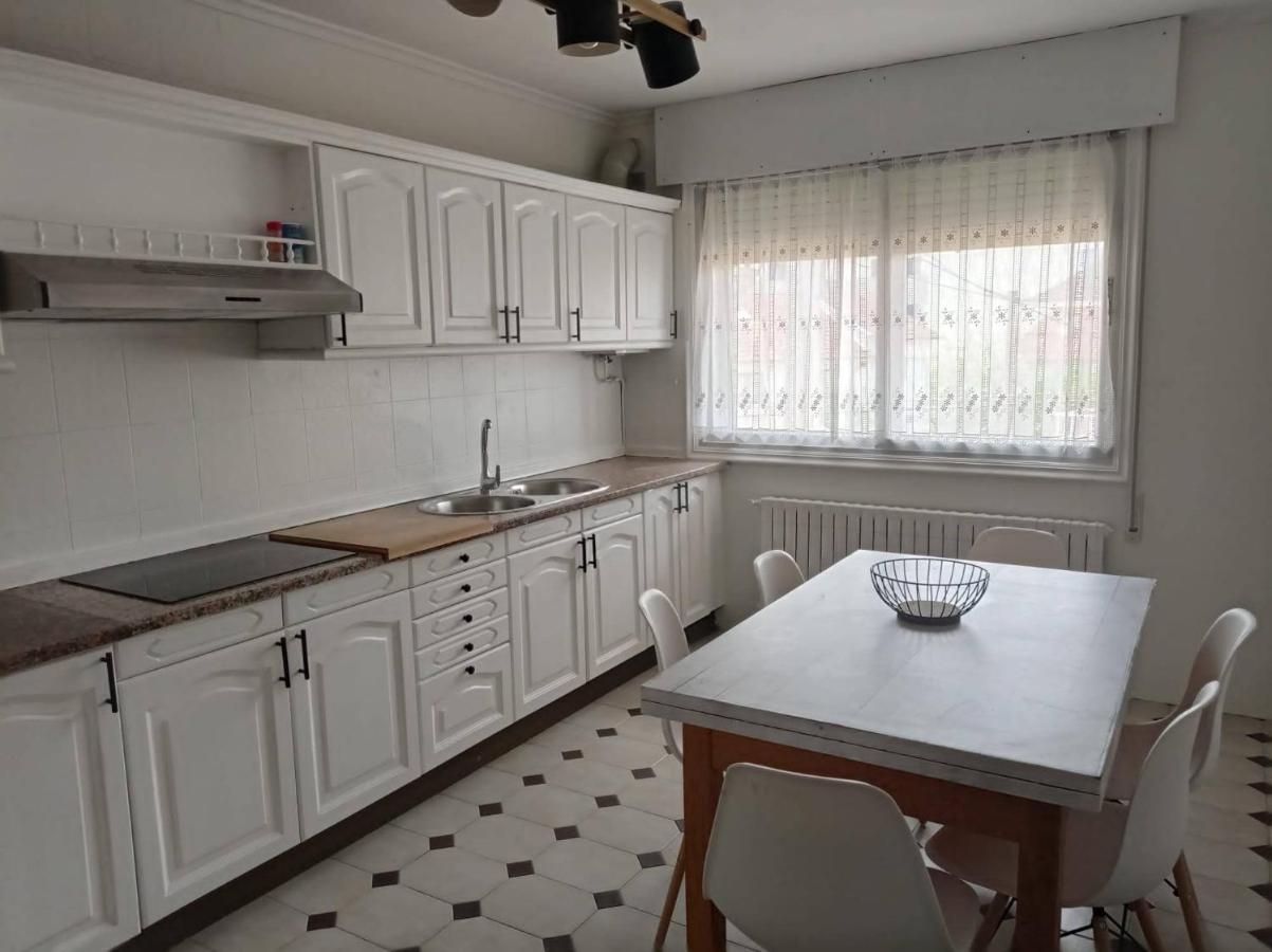 Vivienda Amplia Y Luminosa A Escasos Metros De La Playa De Cangas. Экстерьер фото